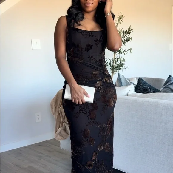 Showpo. | Dresses | Showpo Black And Tan Sheath Midi Dress | Poshmark Showpo. | Dresses | Showpo Black And Tan Sheath Midi Dress | Poshmark